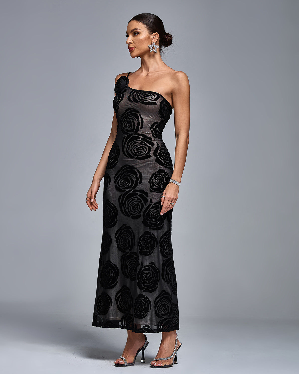 Black One-Shoulder Rose Maxi Dress – Elegant Evening Gown